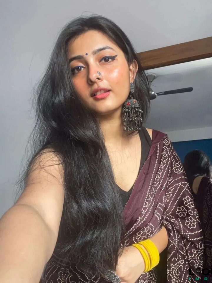 Trust a Well-Reputed Bangalore Call Girl Escort Service to Experience the Ultimate Erotic Pleasure